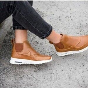 *NEW IN BOX* Nike Air Max Thea Mid Chelsea Women's Sneaker Boot Brown 859550-200